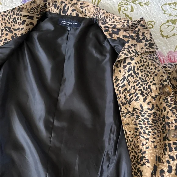 Jones New York Leopard-Print Double-Breasted Trench Coat - Tan & Black - Picture 9 of 12